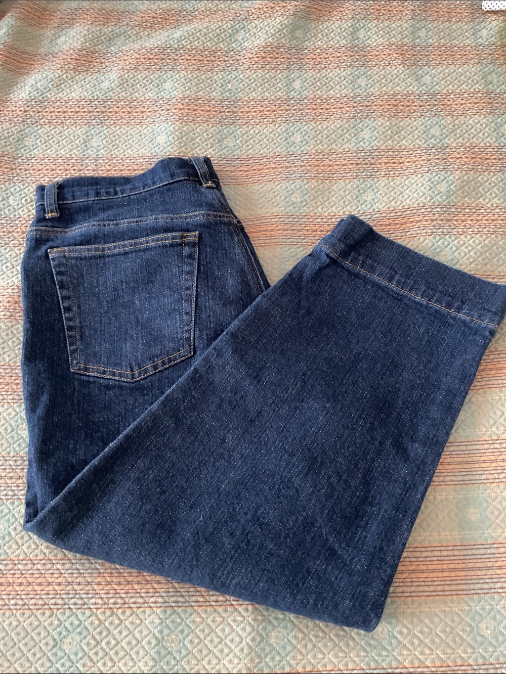 Women’s Jones of New York Dark Blue Stretch Denim Capris Size 8